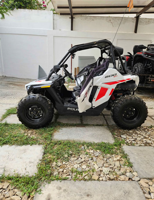 POLARIS RZR EFI 200 Año 2021