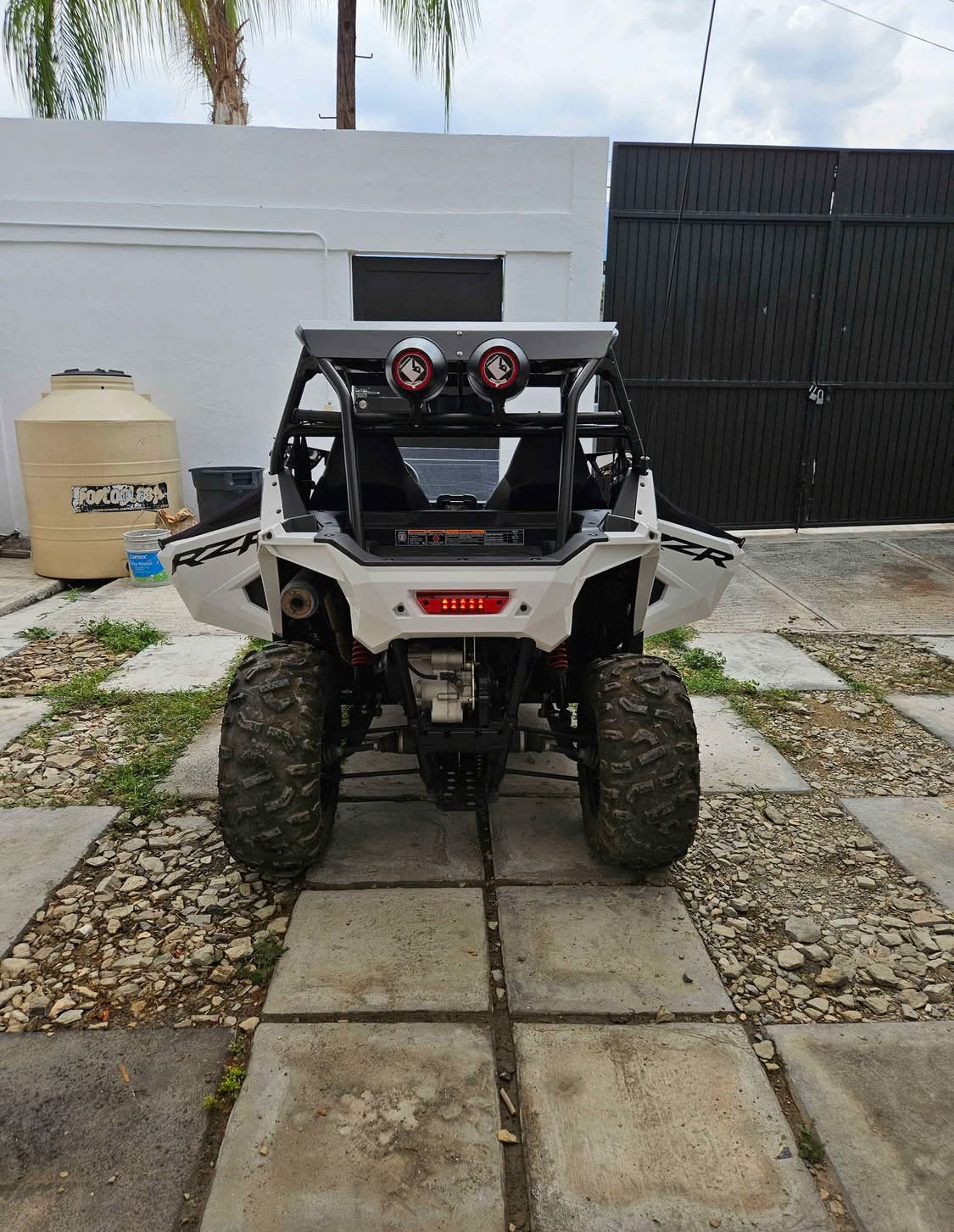 POLARIS RZR EFI 200 Año 2021