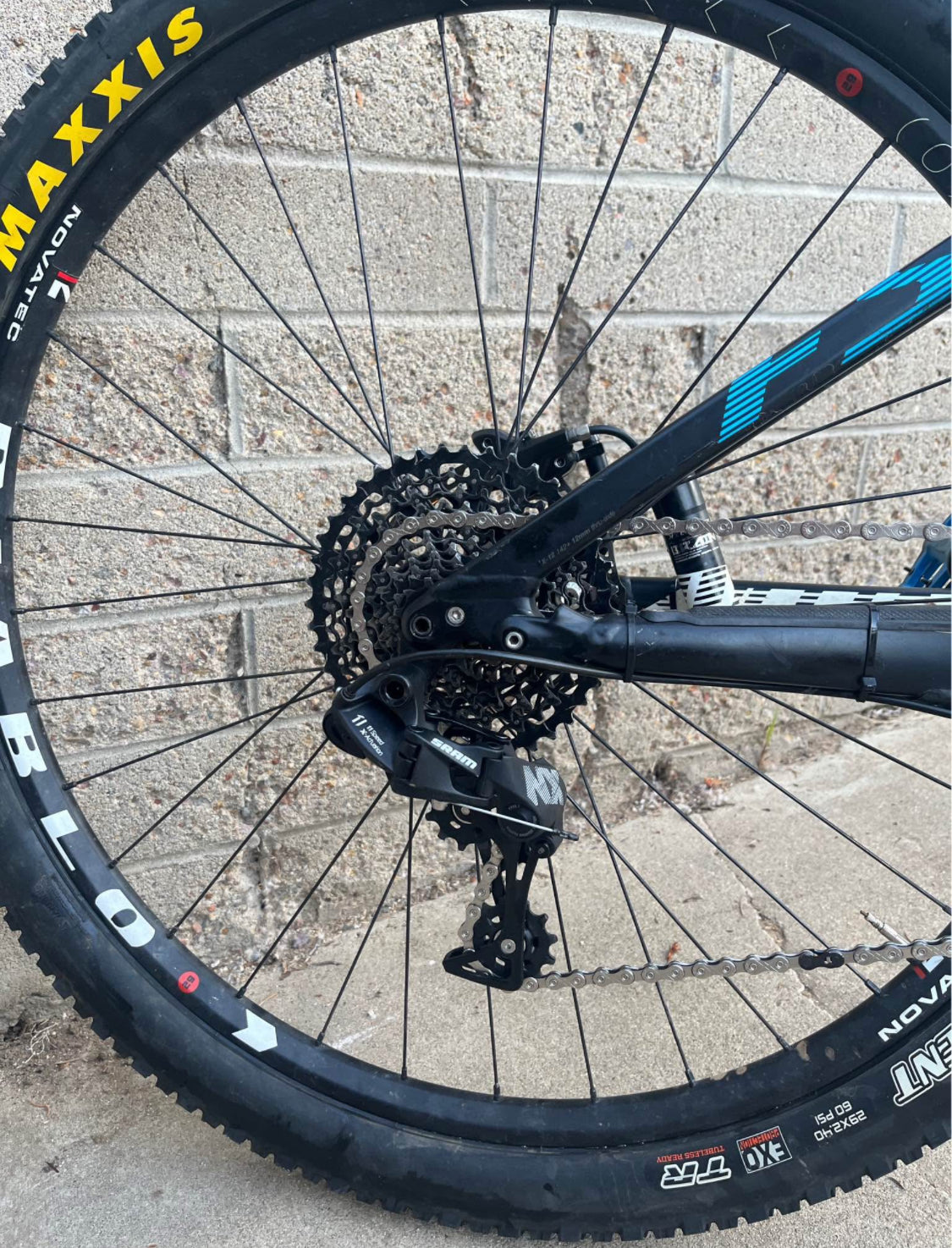 Specialized  Epic Carbon  R 29