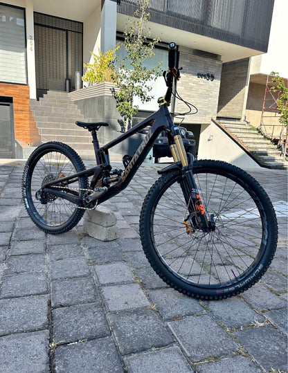 Santa Cruz Nomad c  R27.5