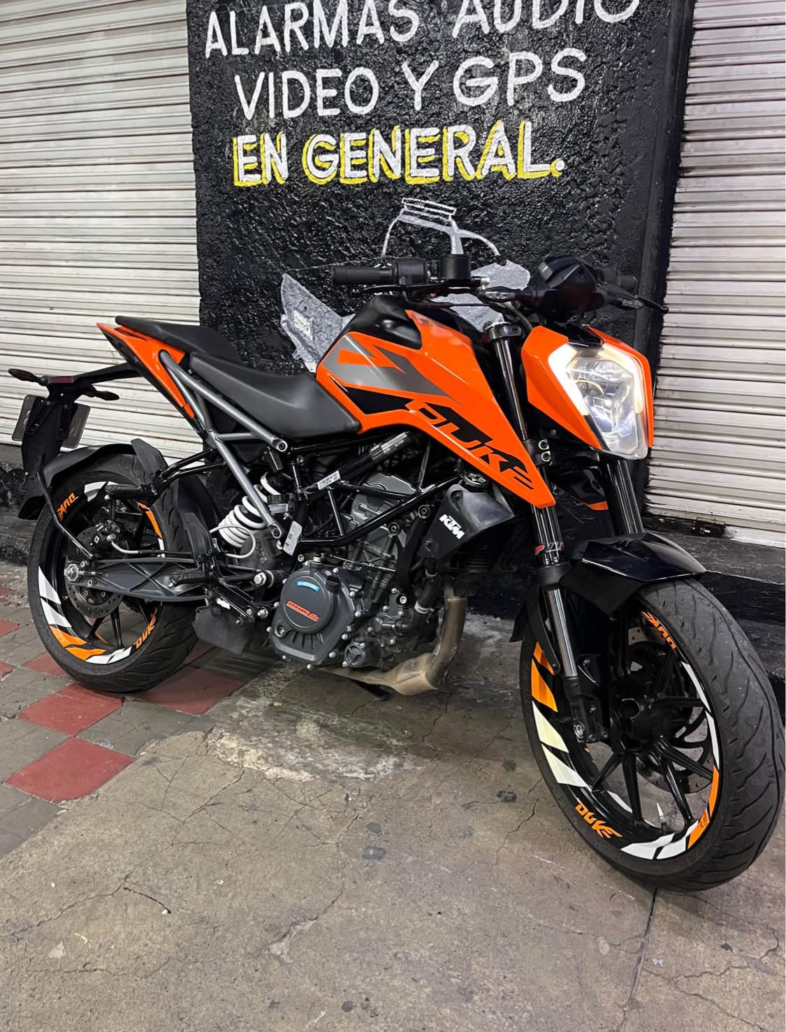 Ktm  Duke 200 Año 2024