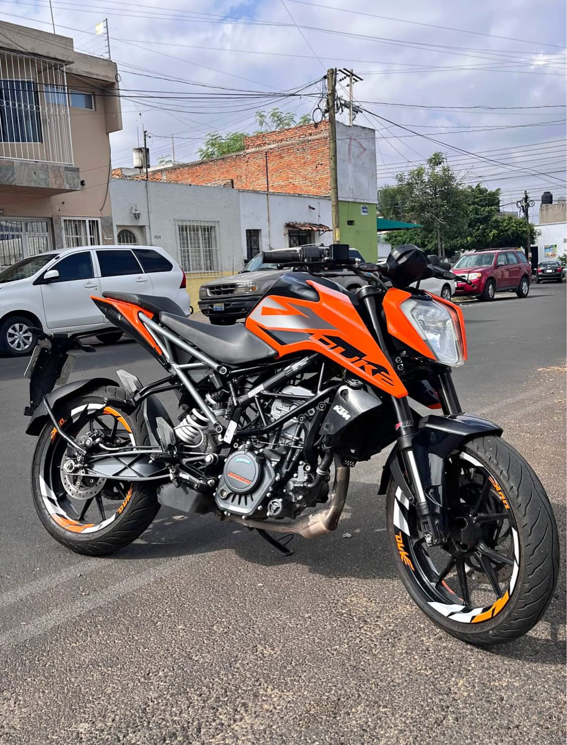 Ktm  Duke 200 Año 2024