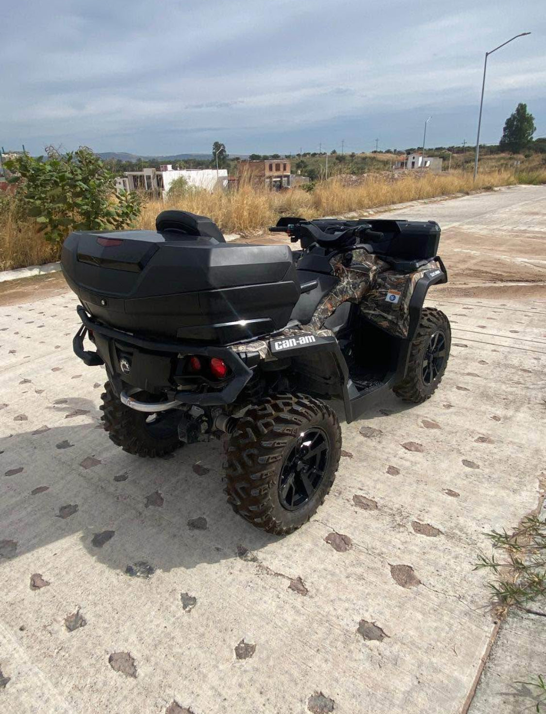 Can-Am  800cc Año 2024