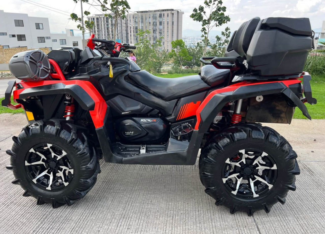 Can-Am XMR  Motor 1000cc  4x4  Año 2018