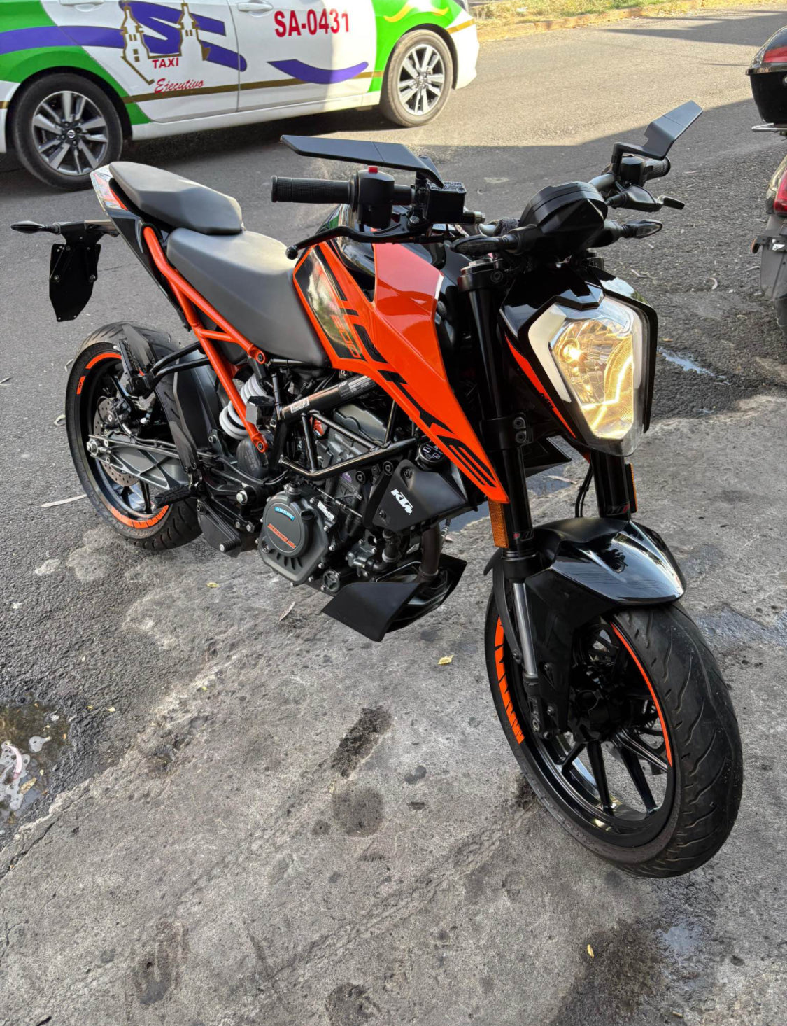 KTM  Duke 200 Año 2025