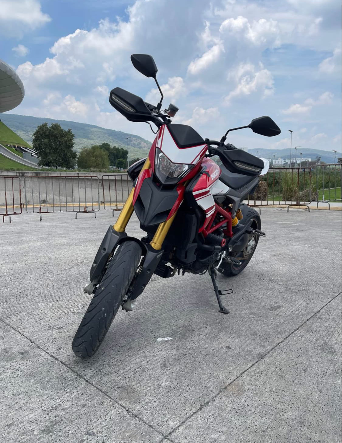 Ducati  Hypermotard Año 2018