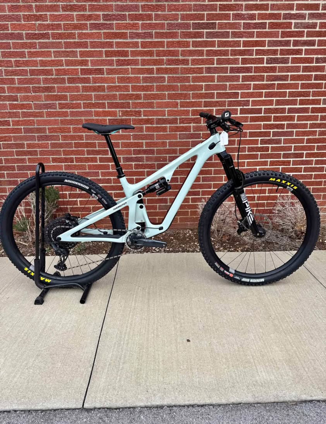 YETI  SB120 LR