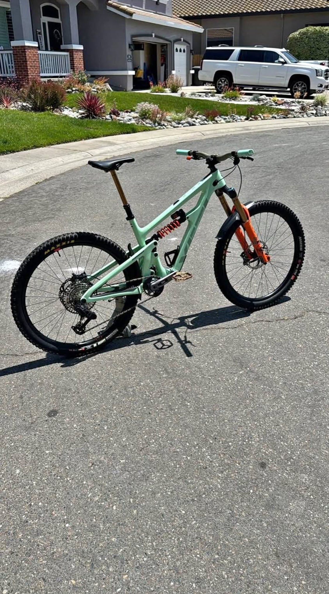 YETI  SB160 Año 2024