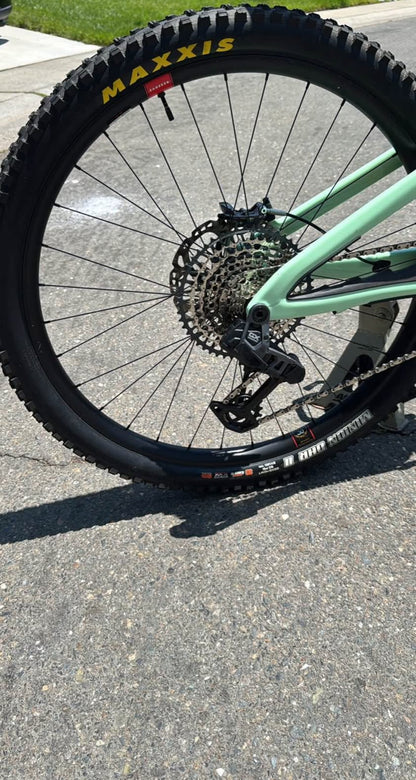 YETI  SB160 Año 2024