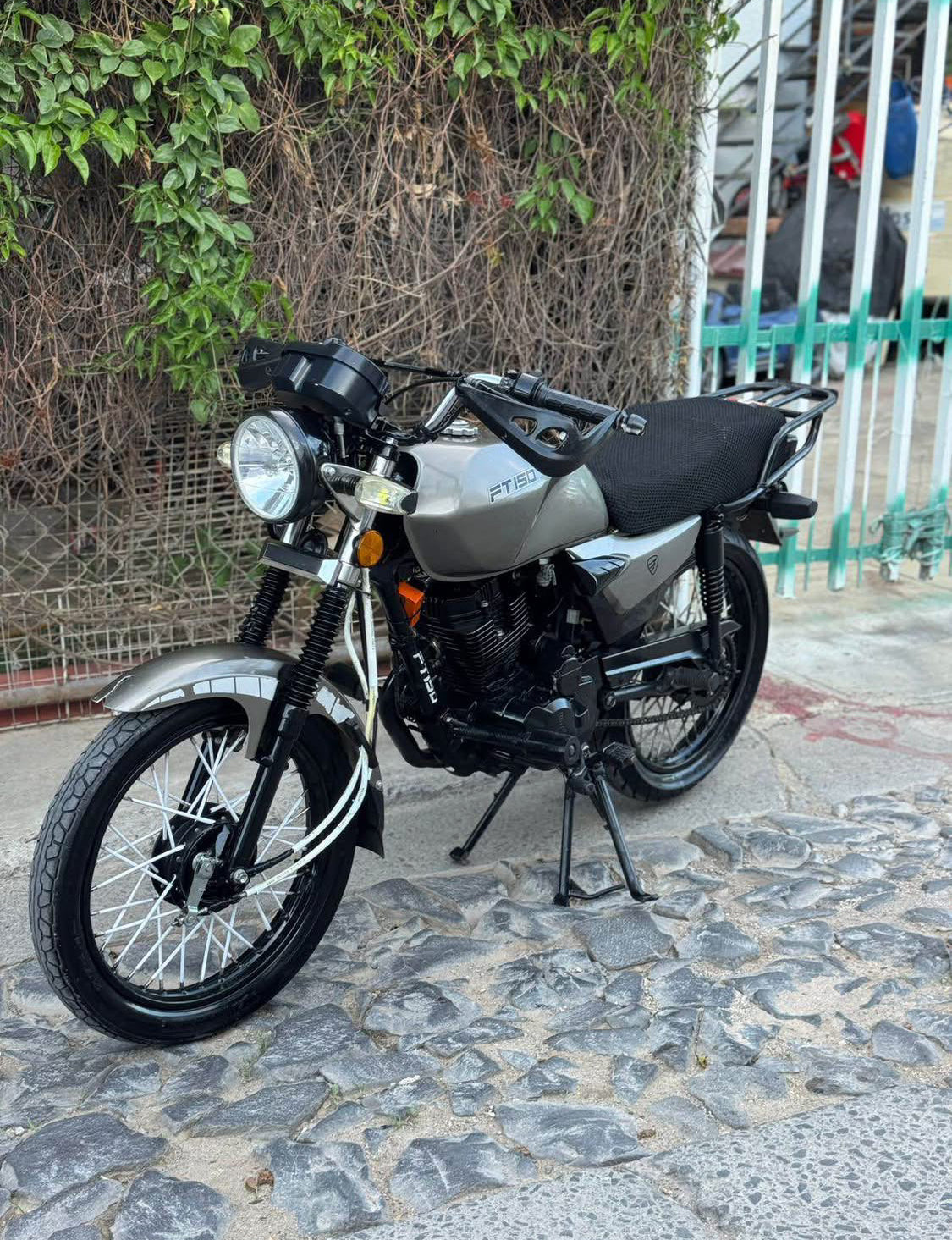 Itálika  FT150  Año 2023