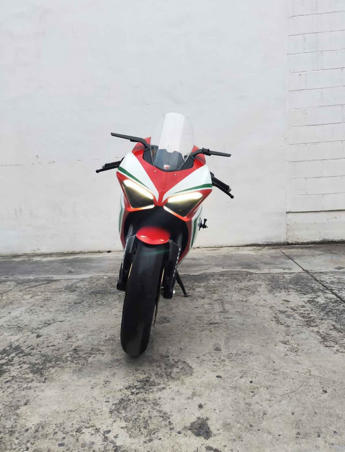 Ducati  Corse V2  Año 2021
