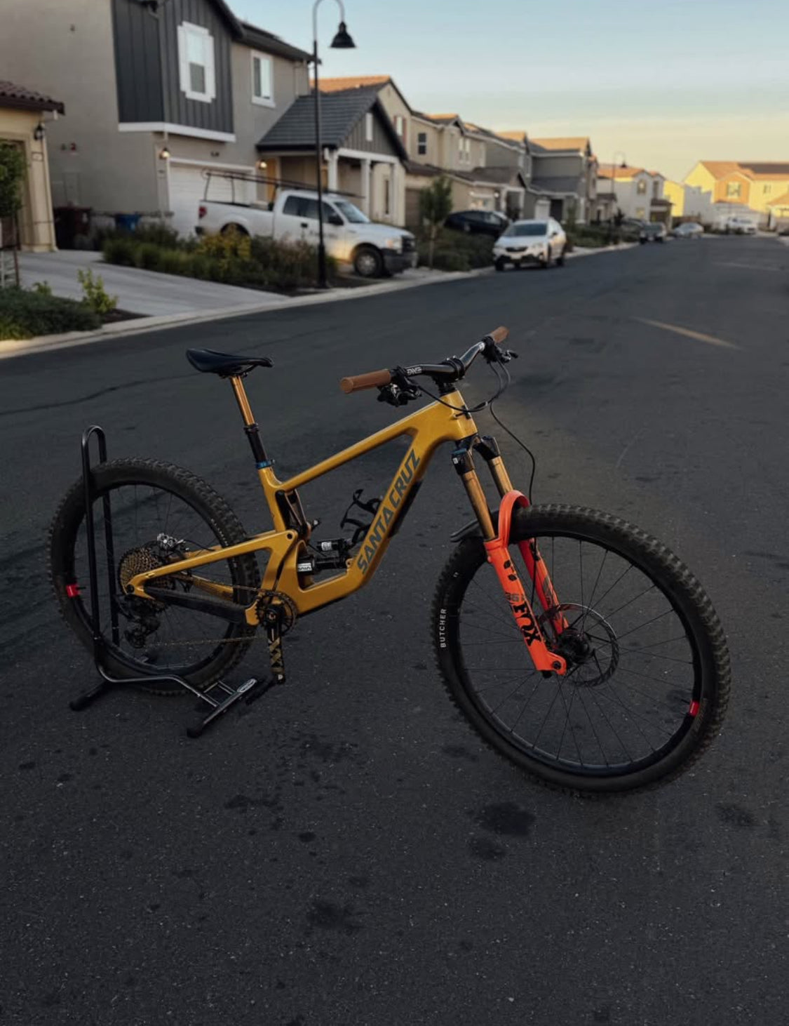 Santa Cruz  Bronson V4 C Año 2022