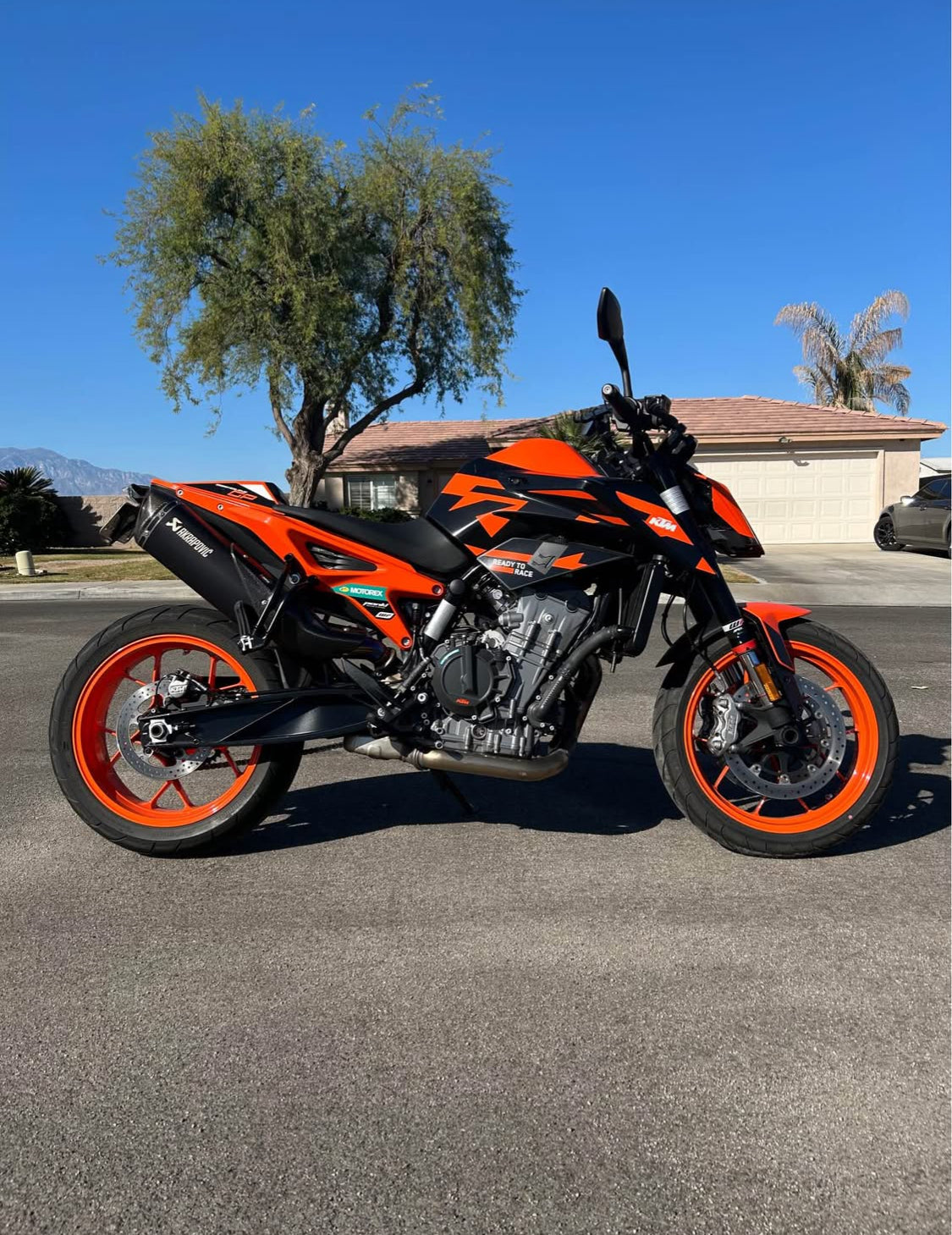KTM  Duke 890 gp Año 2022