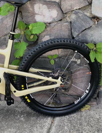 Santa Cruz  Nomad CC R 27.5