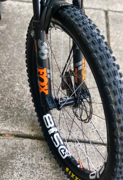 Santa Cruz  Nomad CC R 27.5