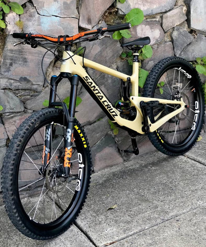 Santa Cruz  Nomad CC R 27.5