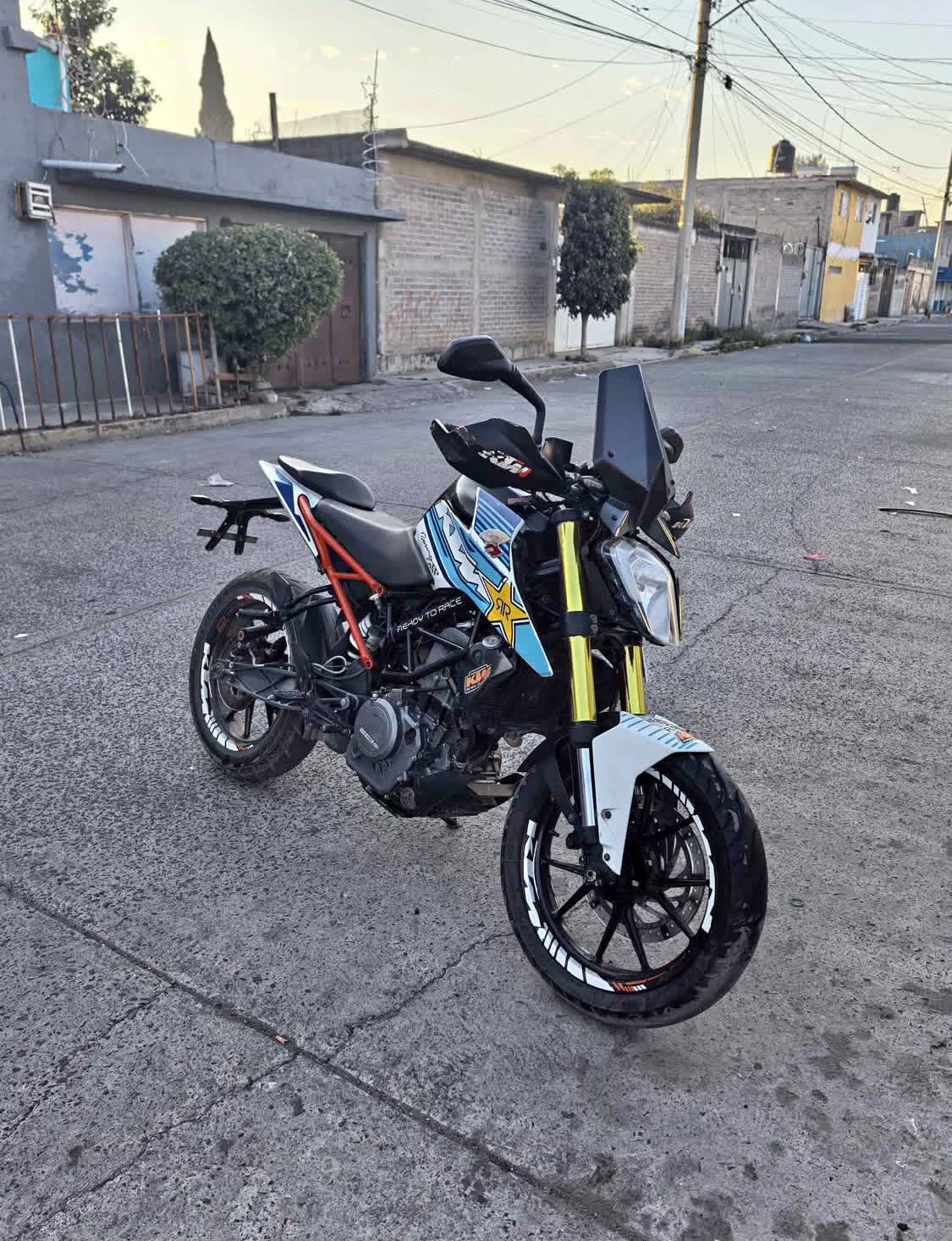 KTM  Duke 250  Año 2017
