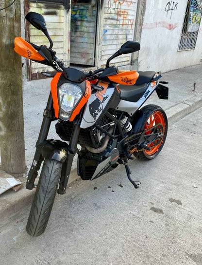 KTM  Duke 200  Año 2018
