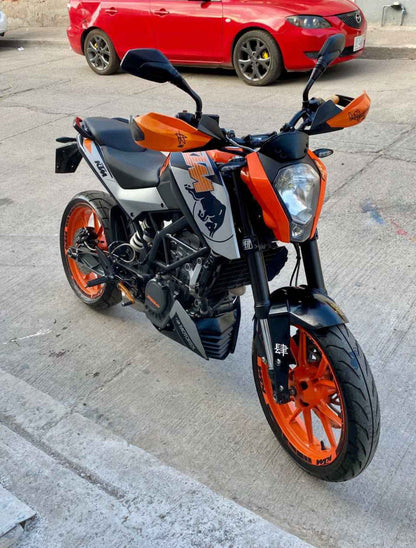 KTM  Duke 200  Año 2018