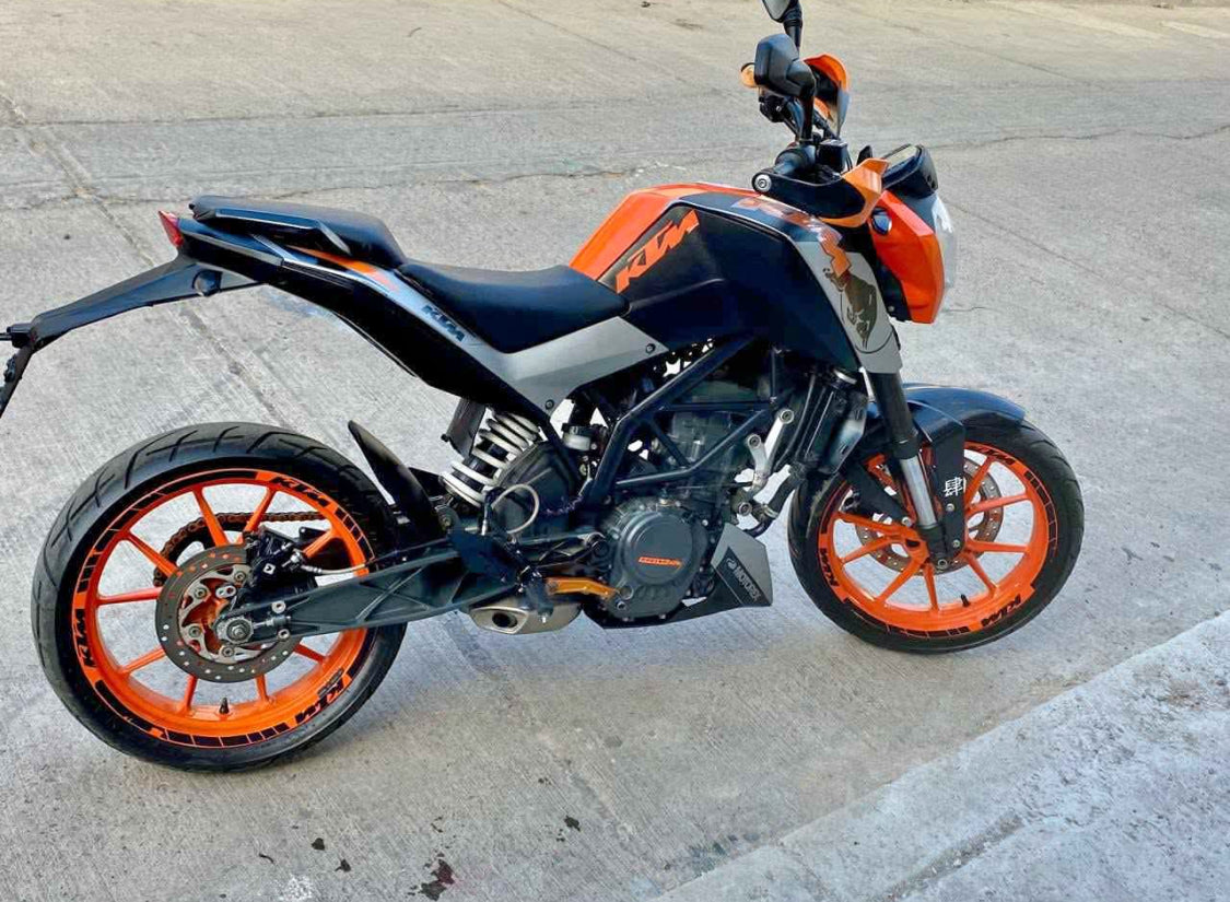 KTM  Duke 200  Año 2018