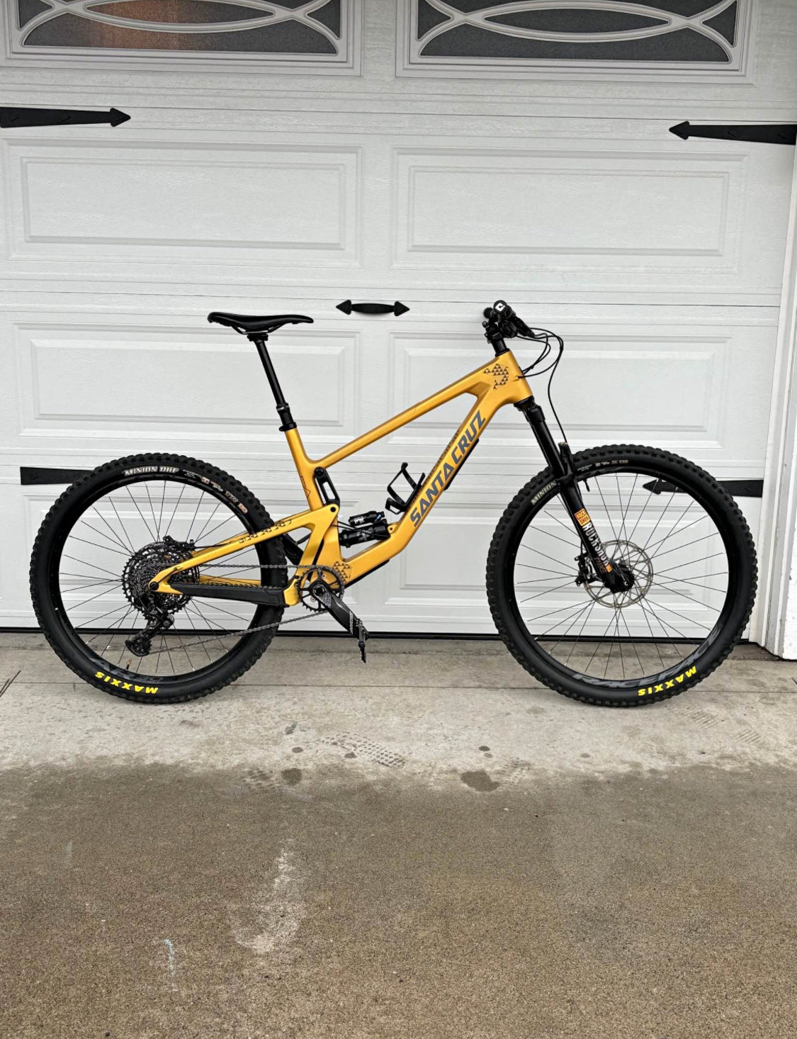 Santa Cruz Bronson Carbon