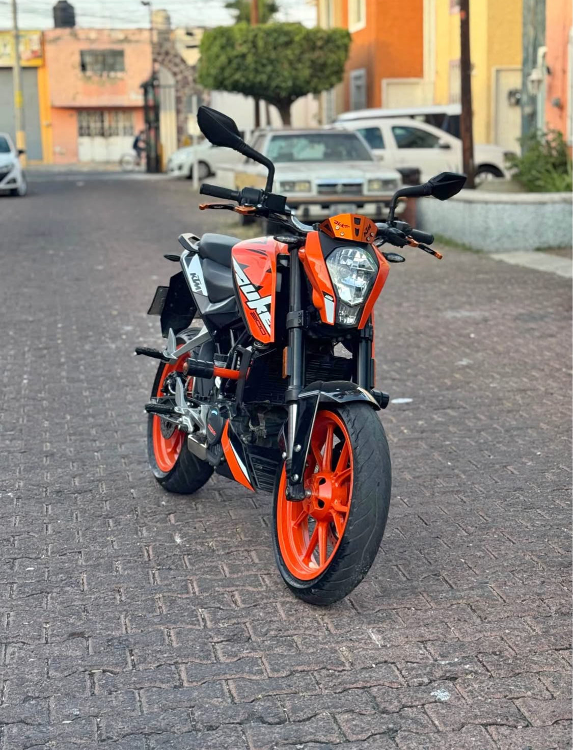 KTM  Duke 200 Año 2023
