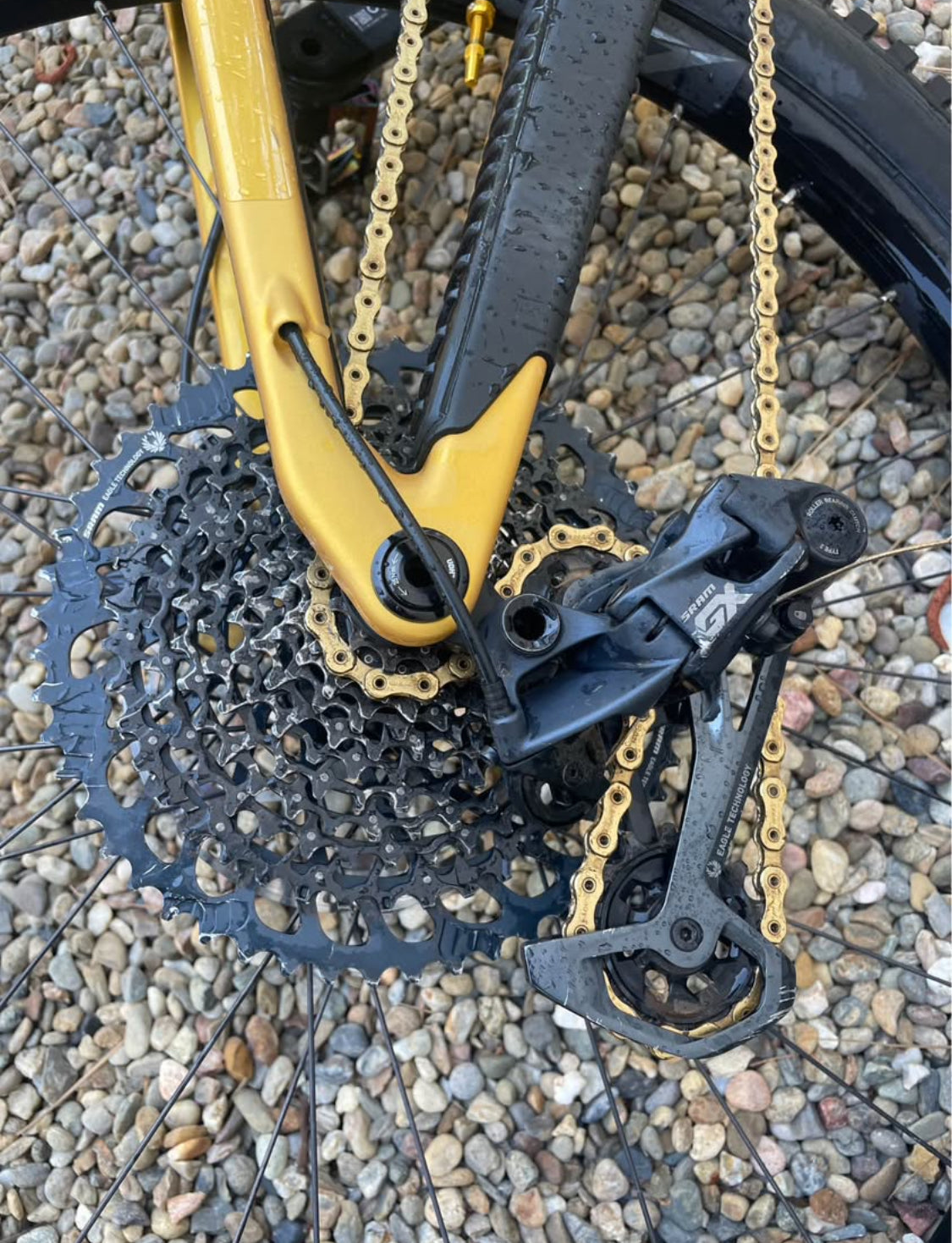 Santa Cruz  Bronson CC Aaño 2023 R 27.5