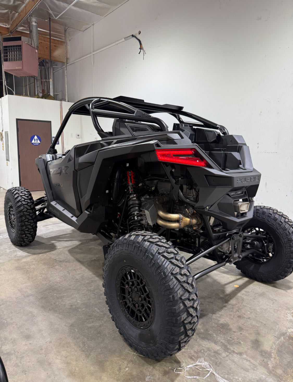 Polaris  RZR Pro R Año 2024