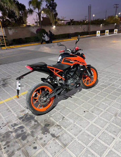 KTM  Duke 200 Año 2022