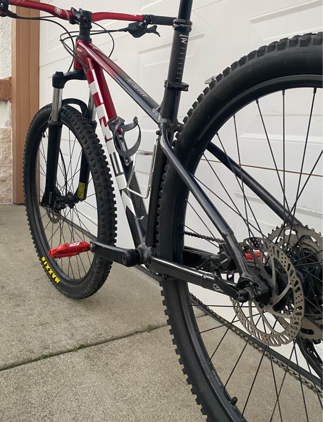 Trek  Marlin 6  R 29 Año 2023