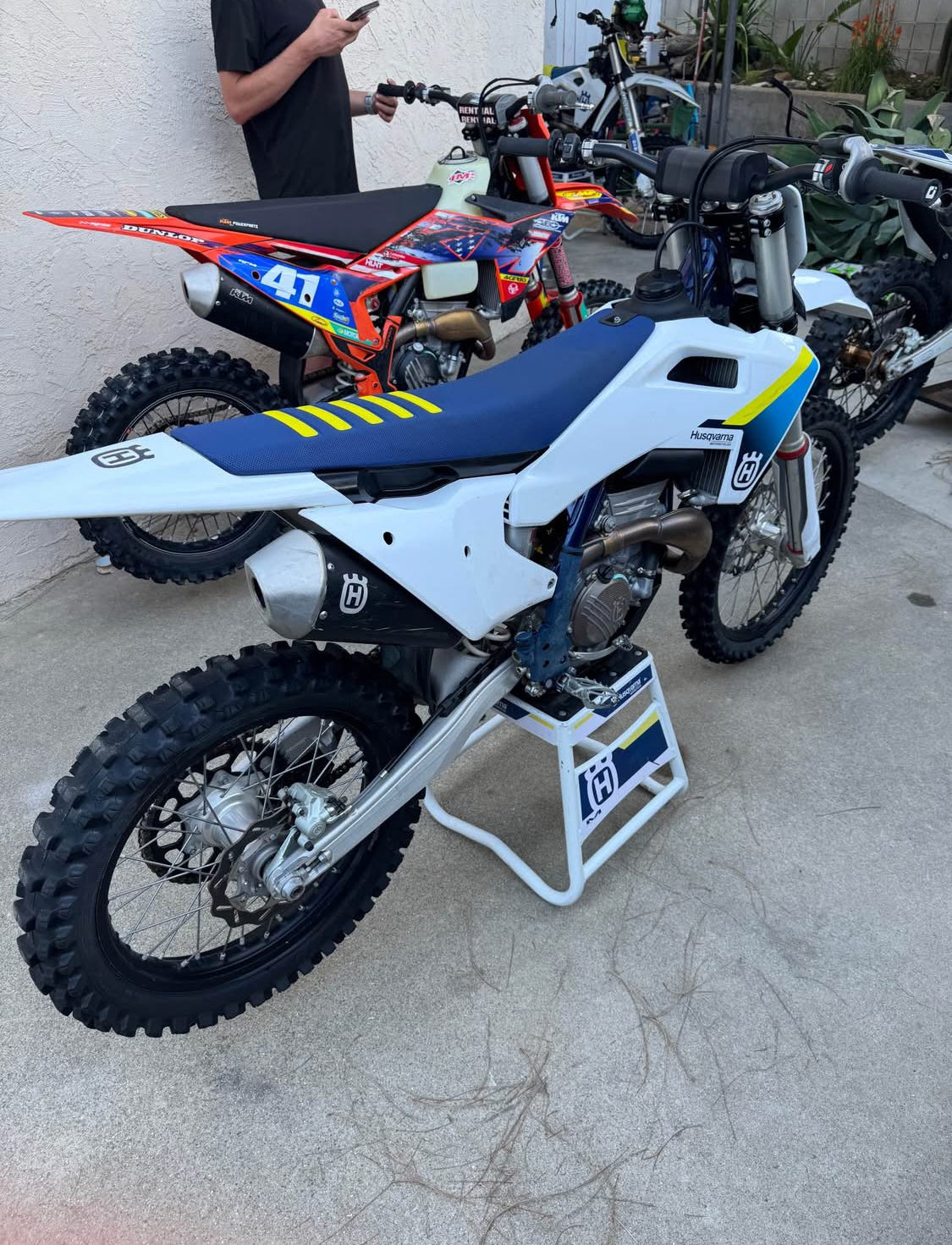 Husqvarna  350  Año 2023