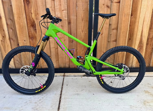 Santa Cruz  Nomad CC R 27.5 Año 2022