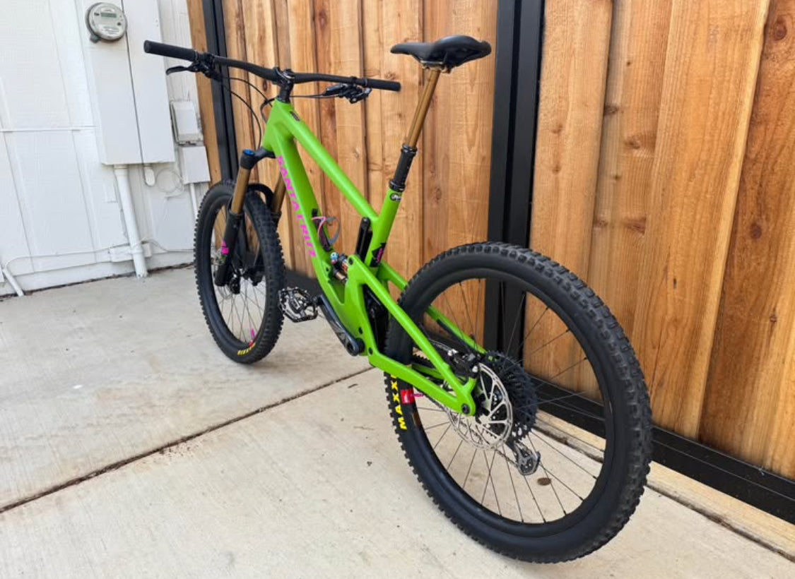 Santa Cruz  Nomad CC R 27.5 Año 2022