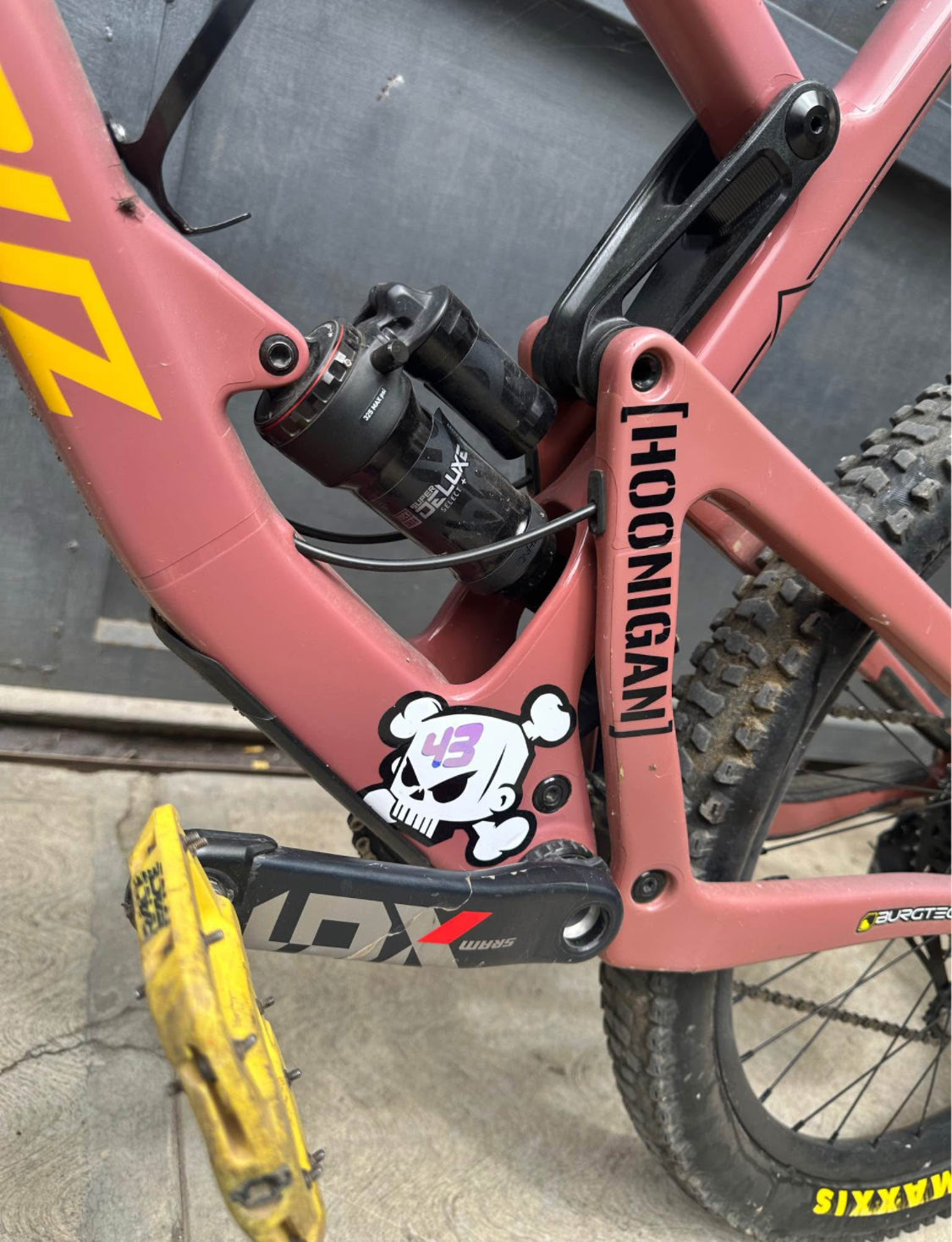 Santa Cruz  Bronson C  R 27.5 Año 2021