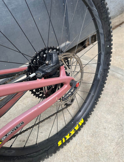 Santa Cruz  Bronson C  R 27.5 Año 2021