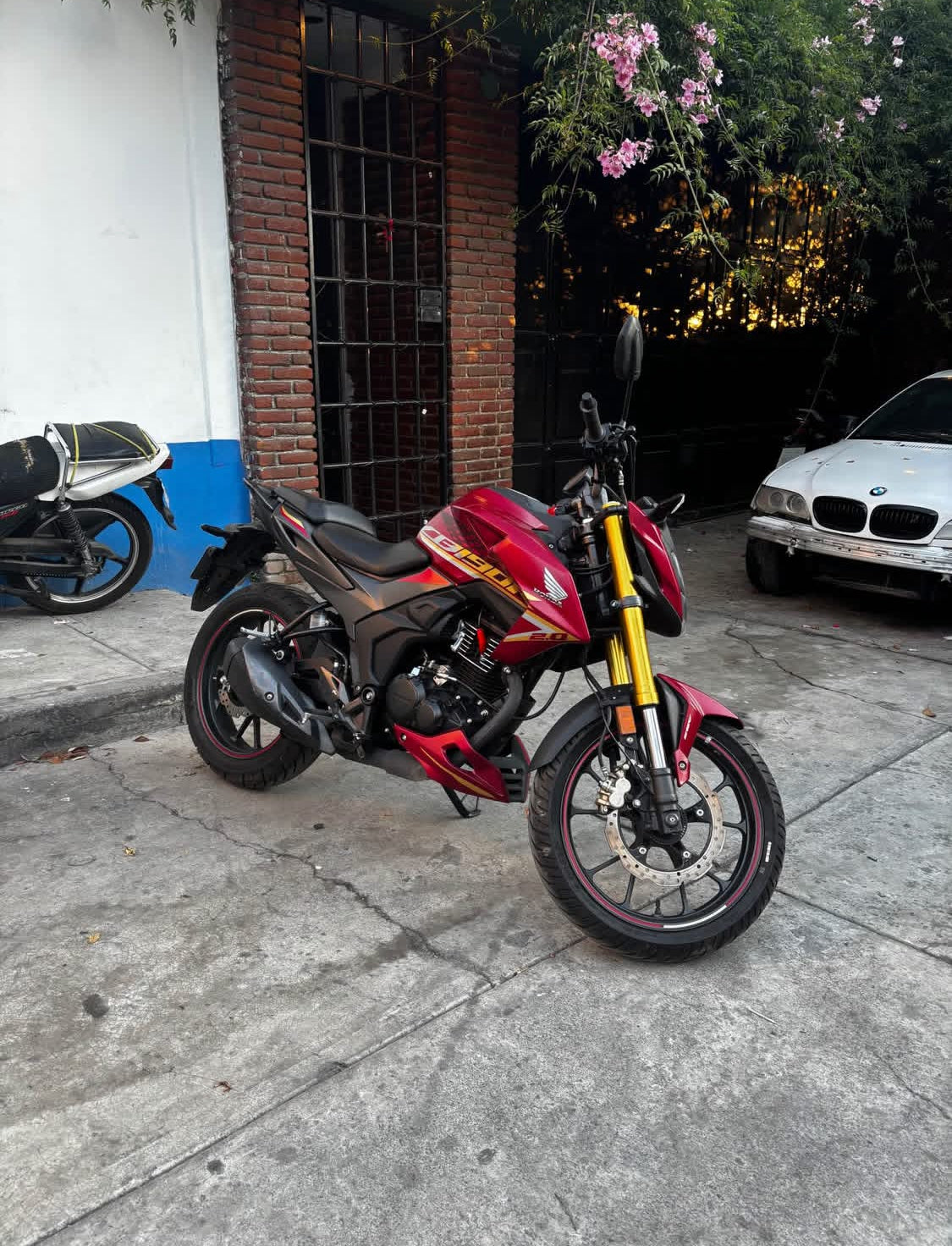 Honda  CB-190R Año 2023