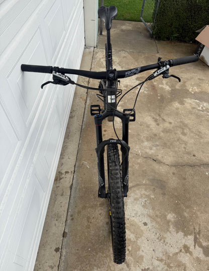 Santa Cruz  Bronson L R 27.5