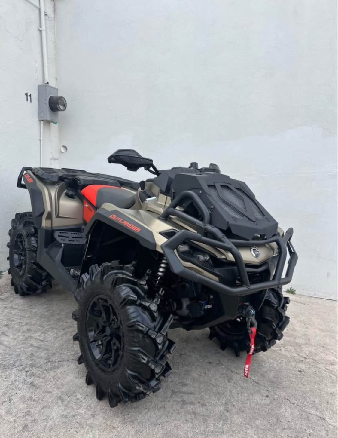 Can am XMR Outlander 1000 Año 2022