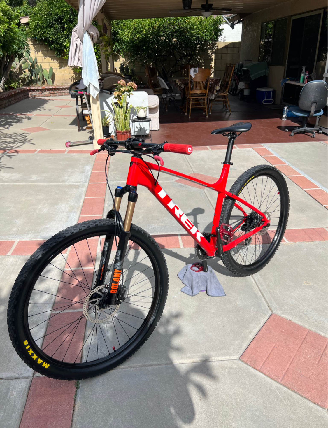 TREK  MARLIN 5  GEN 2
