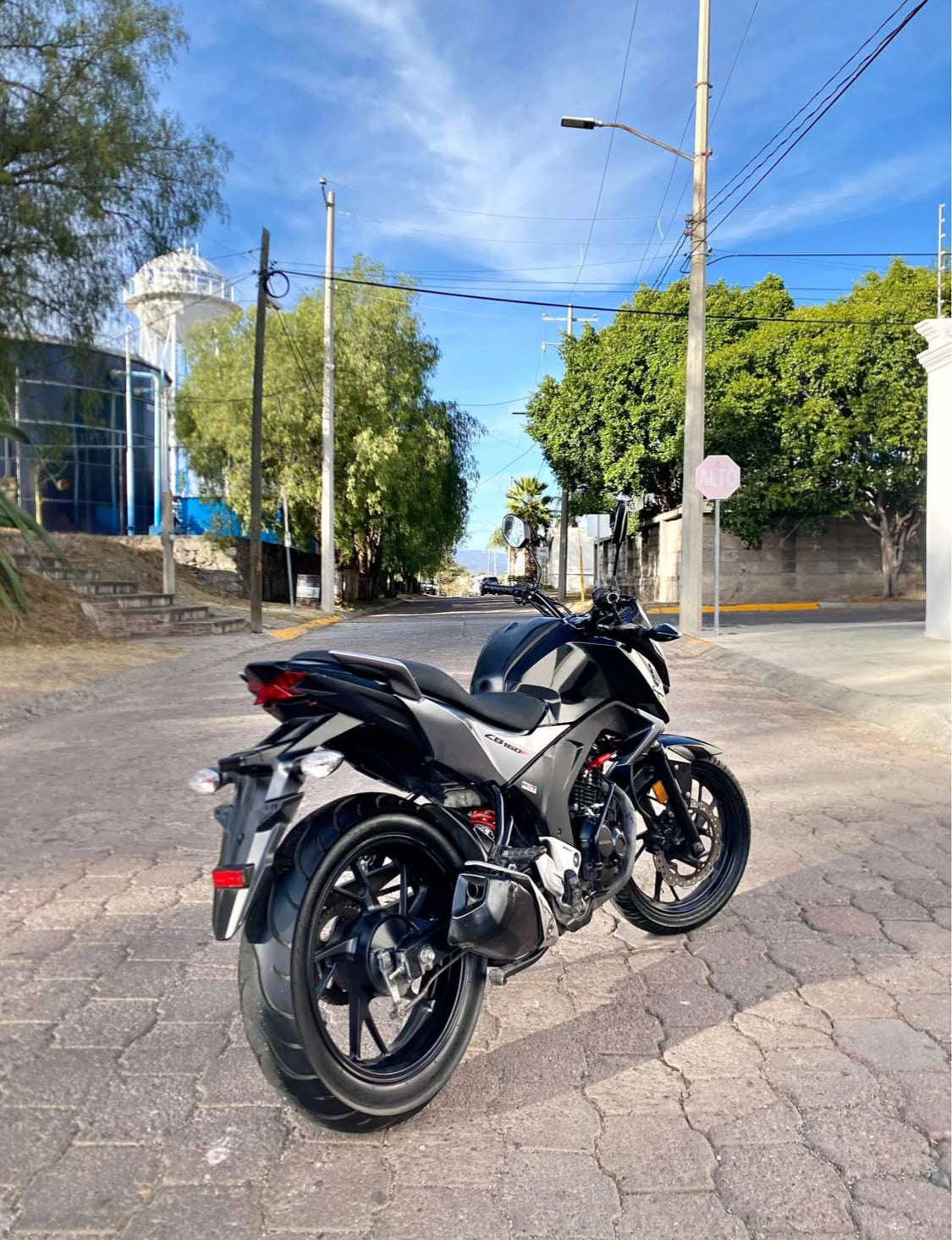 HONDA  CB-160 Año 2021