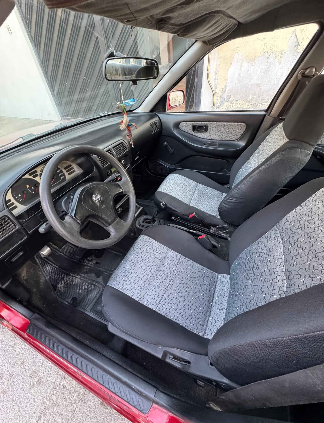 Nissan  Tsuru Año 2013