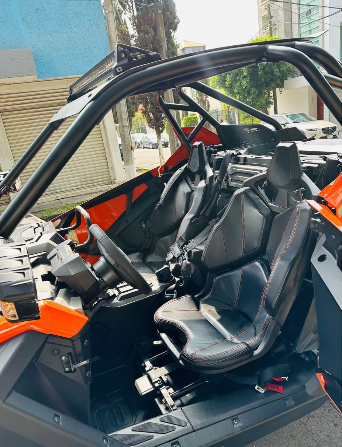 Polaris  RZR turbo R  Año 2023