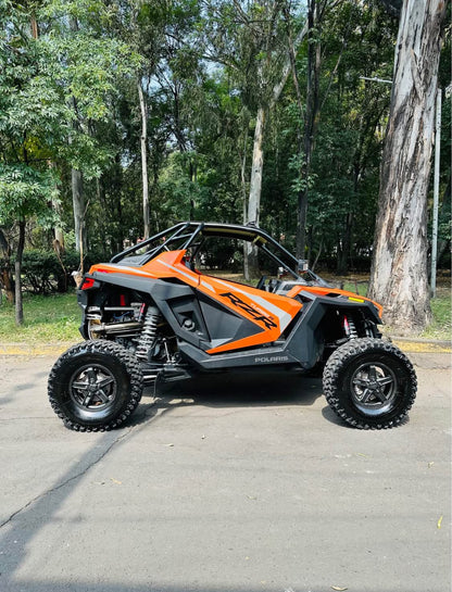 Polaris  RZR turbo R  Año 2023