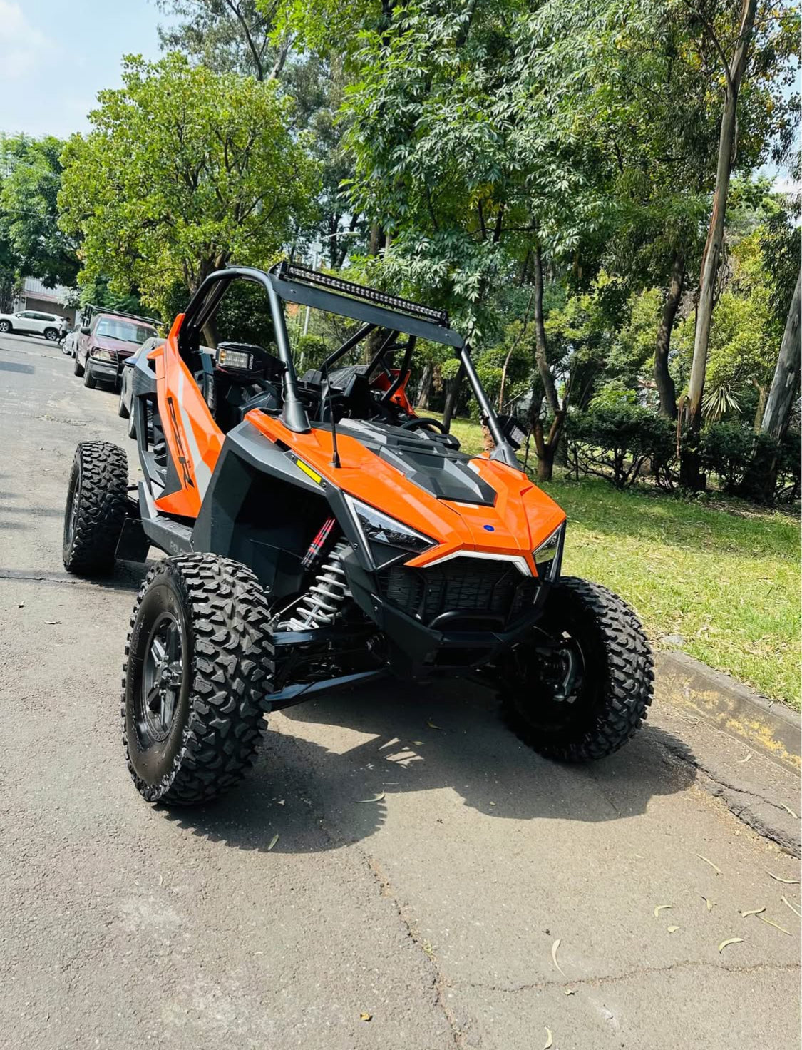 Polaris  RZR turbo R  Año 2023