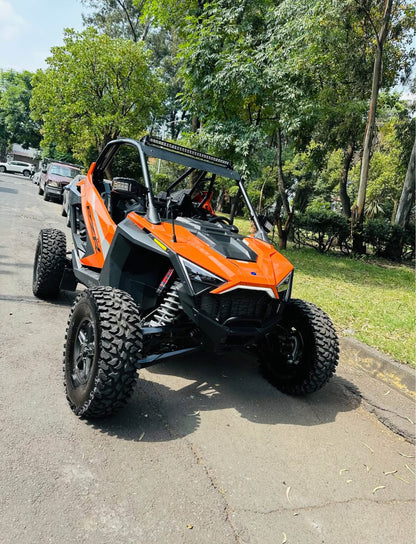 Polaris  RZR turbo R  Año 2023