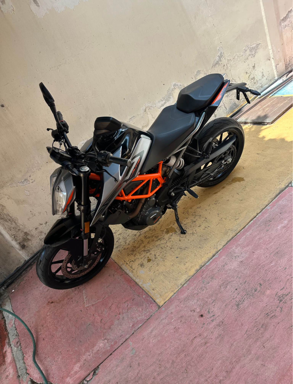 KTM  Duke 250  Año 2023