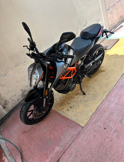 KTM  Duke 250  Año 2023