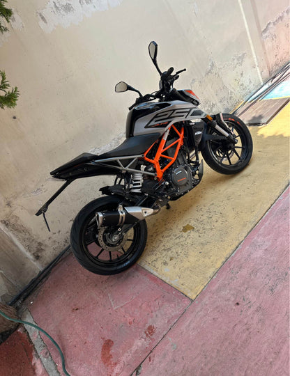 KTM  Duke 250  Año 2023