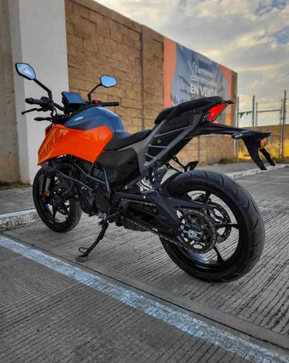 KTM DUKE  250  Año 2024
