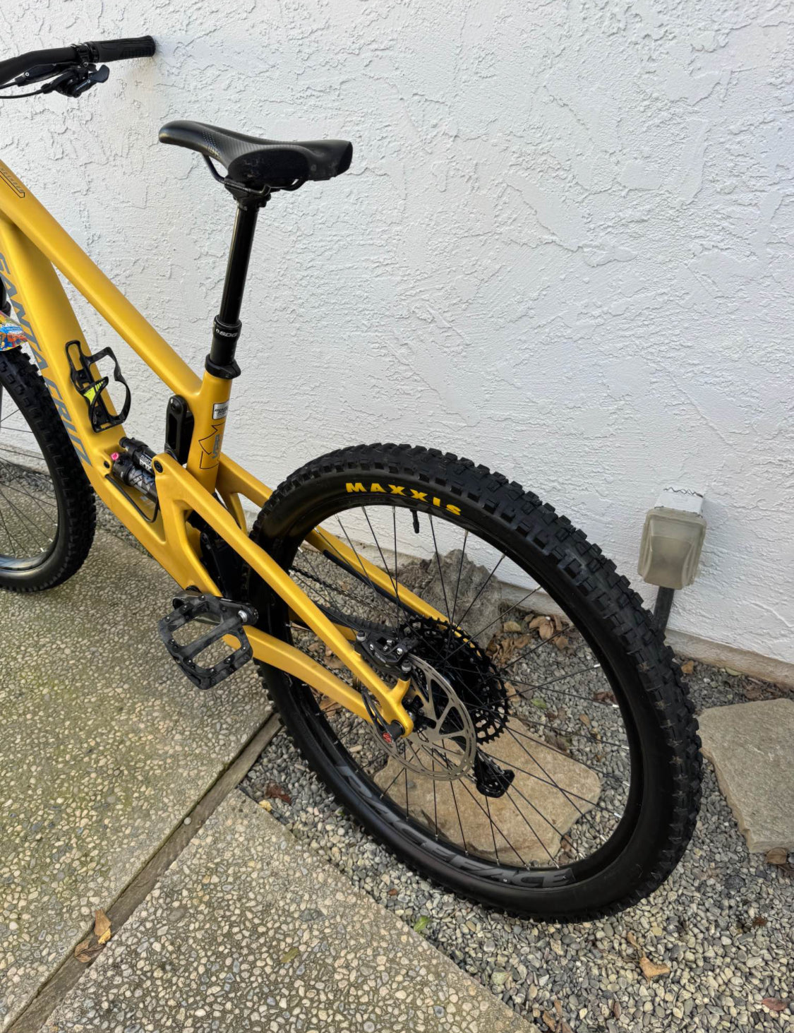 Santa Cruz  Bronson C Año 2022